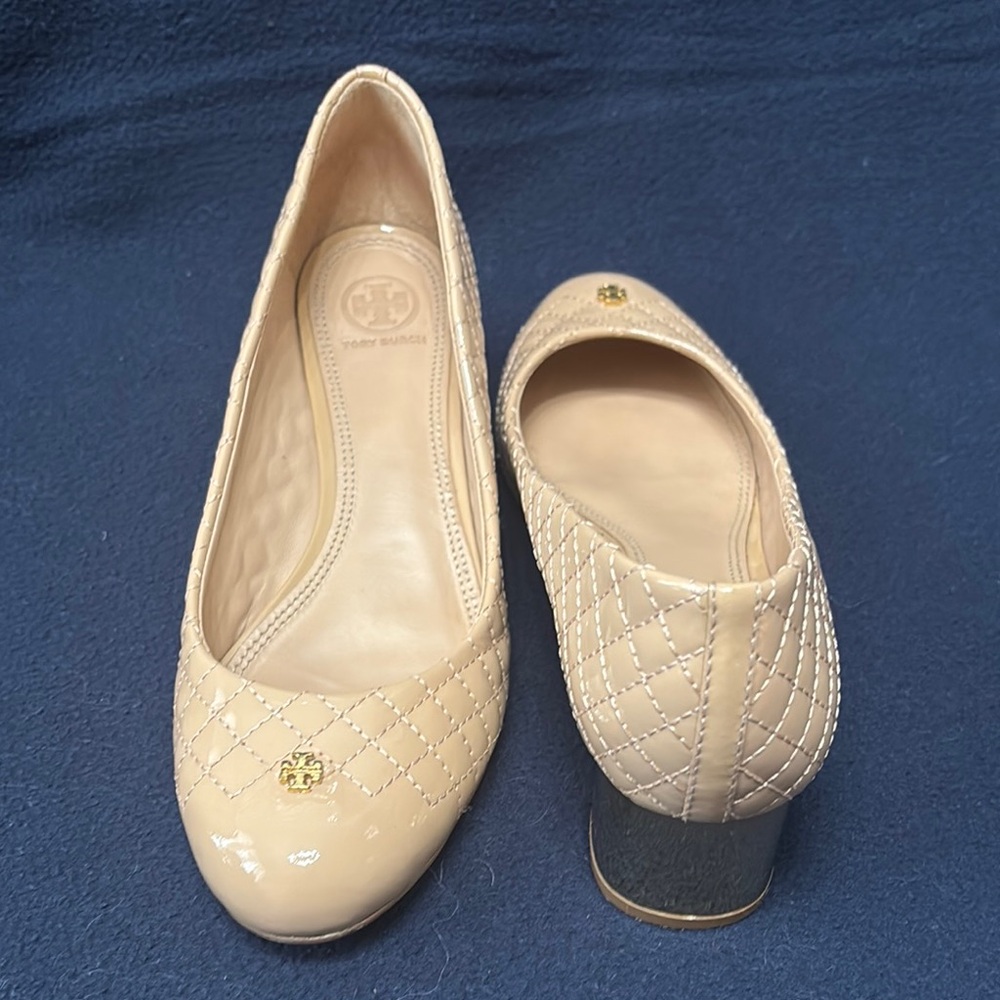 Tory Burch Cream Quilted Women's Shoes